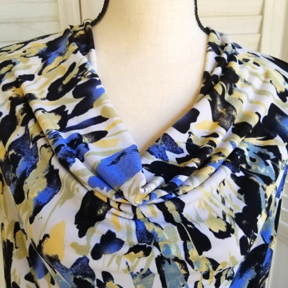 Jones Studio Sleeveless Blouse. Size Large - Picture 10 of 10
